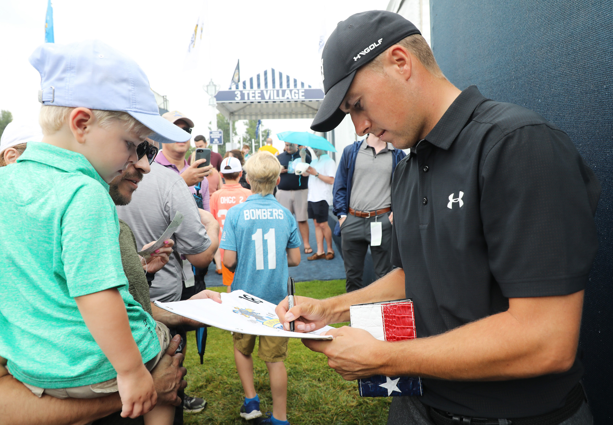 2018 PGA Championship: Preview Day 2 - Signing Autographs